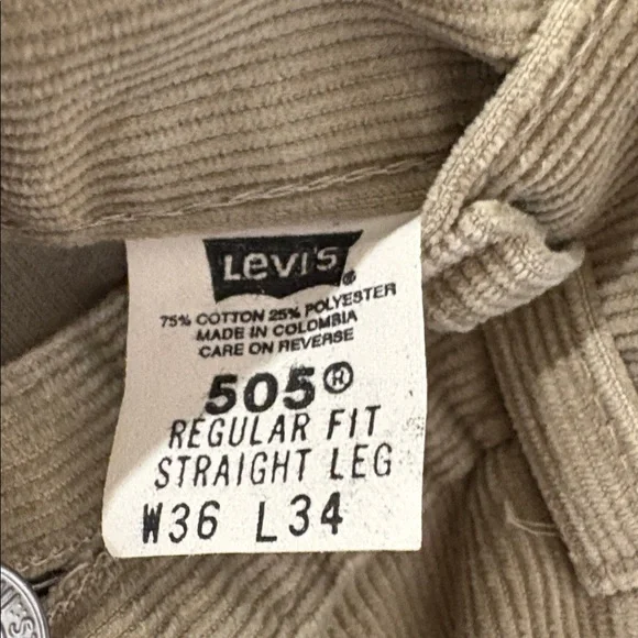 Incredible rare Levi's Men's Corduroy Pants in Tan - Picture 3 of 10
